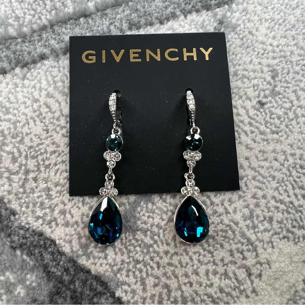 authentic✨Givenchy Swarovski crystal earrings🆕